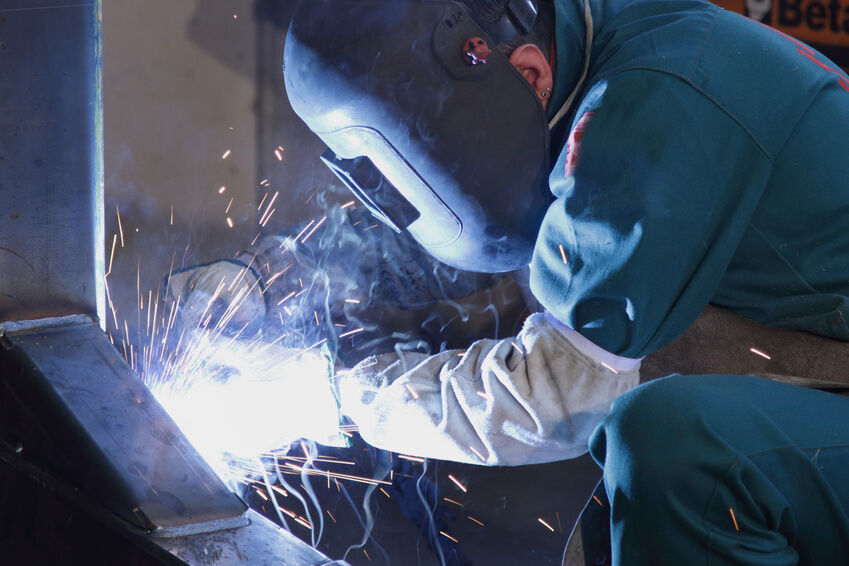 Electric Welding Machines: The Cornerstone of Modern Fabrication