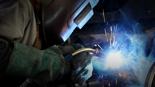 Sefaspe MIG250D: The Heavy-Duty Welder That Turns Ambition Into Steel